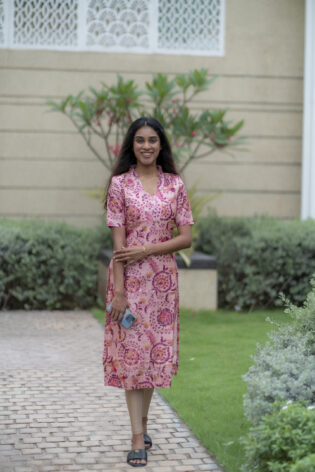 Pink Tissue Straight Cut